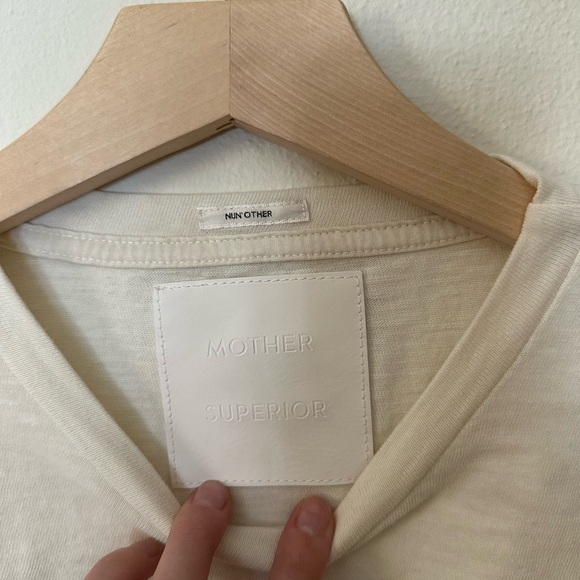 MOTHER Cream Tee with Orange Graphic - Picture 3 of 5